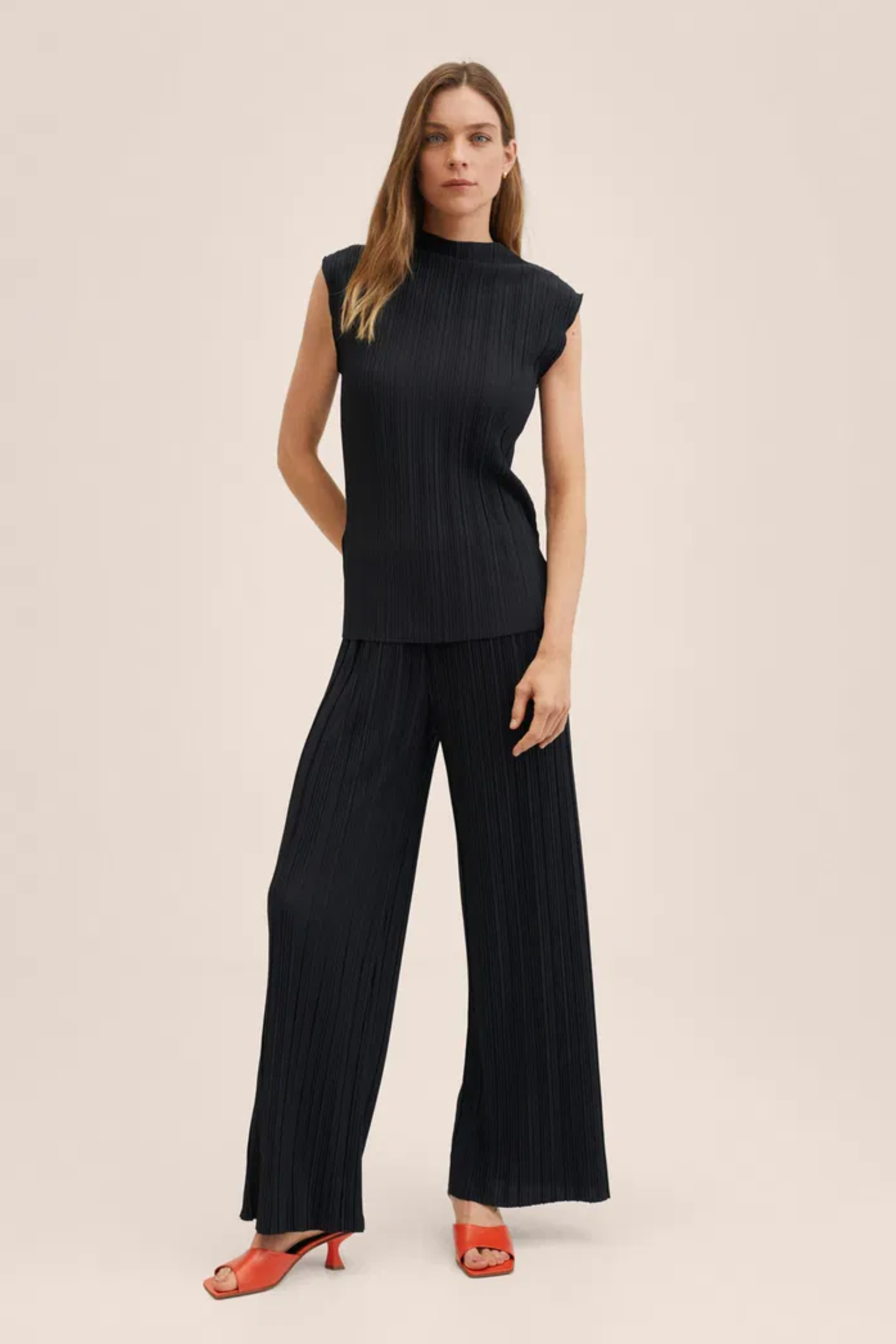 Black Pleated Co Ord Set - Co Ord Set | 8j03aj-k6.myshopify.com